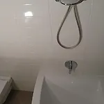 Διαμέρισμα Quiet And Spacious With Garage Option Krasków