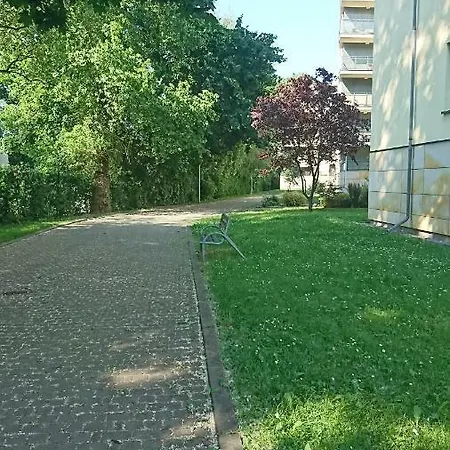 Appartement Quiet And Spacious With Garage Option