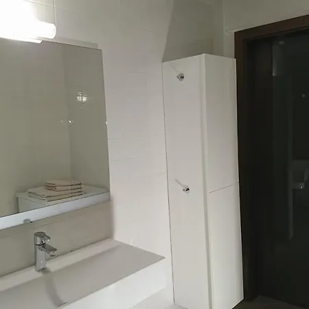 Quiet And Spacious With Garage Option