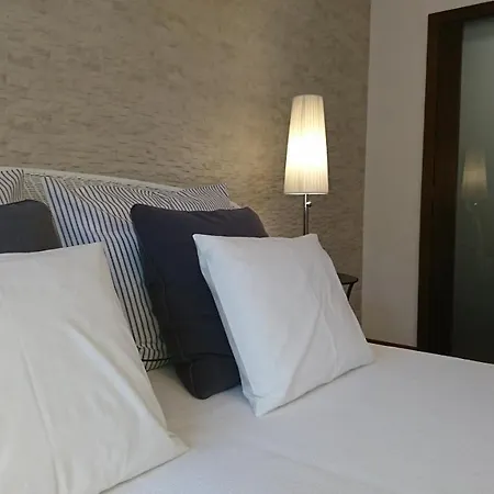 Quiet And Spacious With Garage Option *